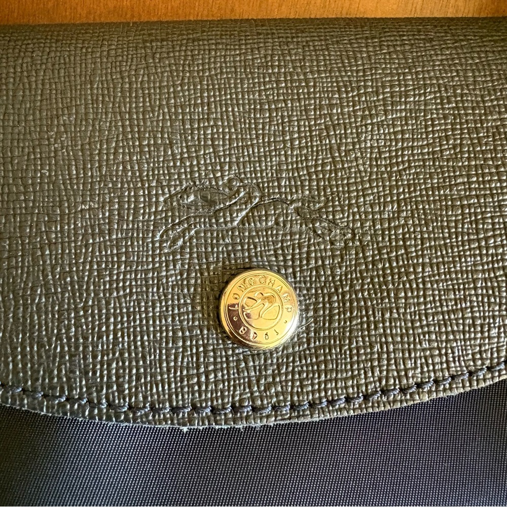SOLD Longchamp Modelle Depose Tote - Picture 6 of 12